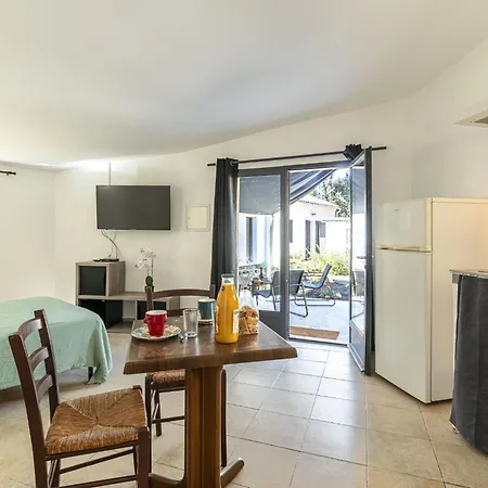 Casa Germaine By Interhome ポルトヴェッキオ